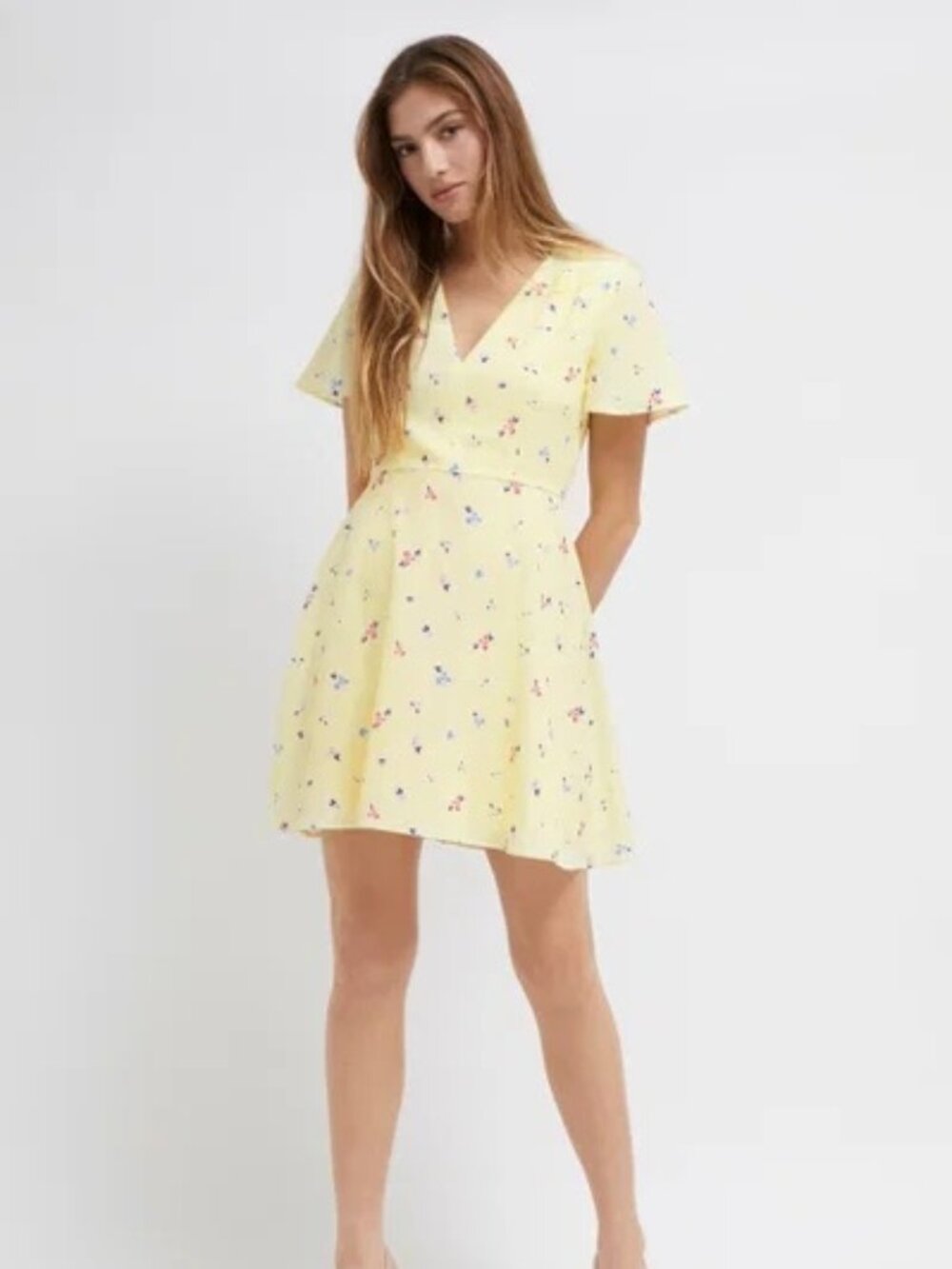 FRENCH CONNECTION Frida Armoise Crepe Floral Dress - Yellow Floral - Size 8